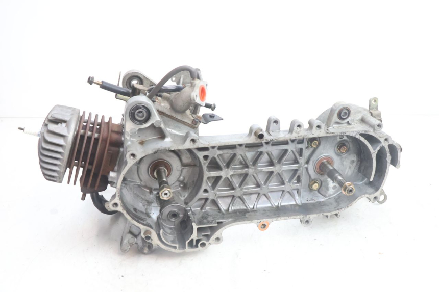 photo de MOTOR KYMCO AGILITY FR 2T 50 (2012 - 2017) - Hoofdaanzicht