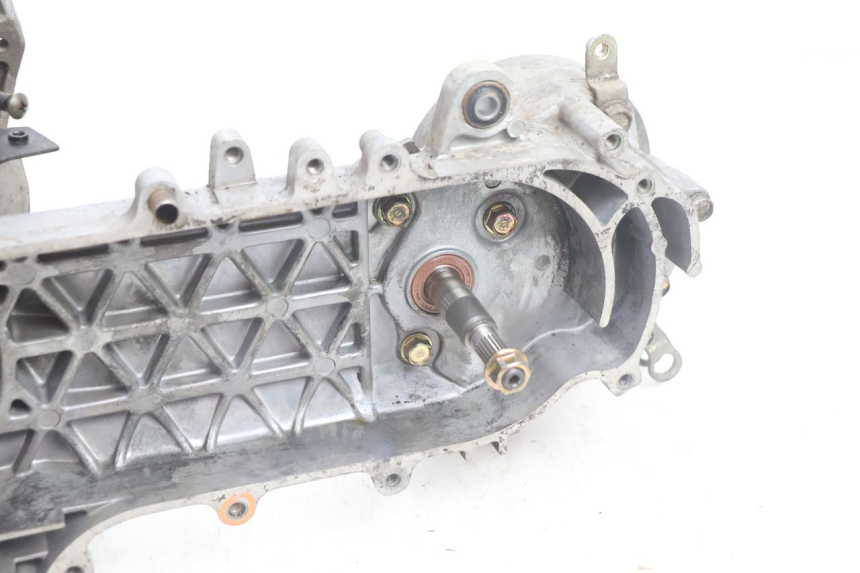 photo de MOTOR KYMCO AGILITY FR 2T 50 (2012 - 2017) - Andere kijkhoek