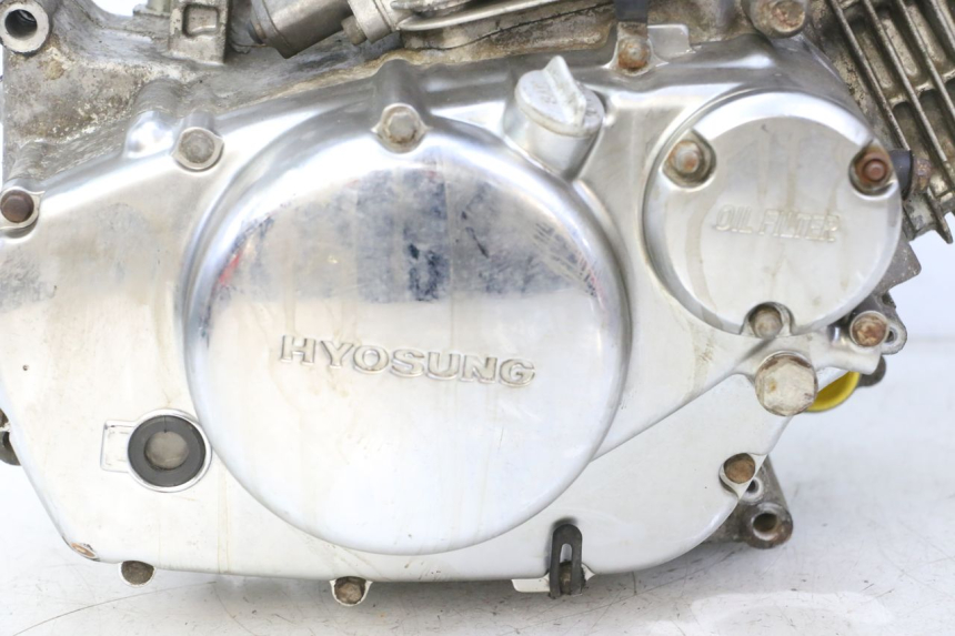 photo de MOTOR HYOSUNG GV AQUILA 125 (2000 - 2009) - Kenmerkende details