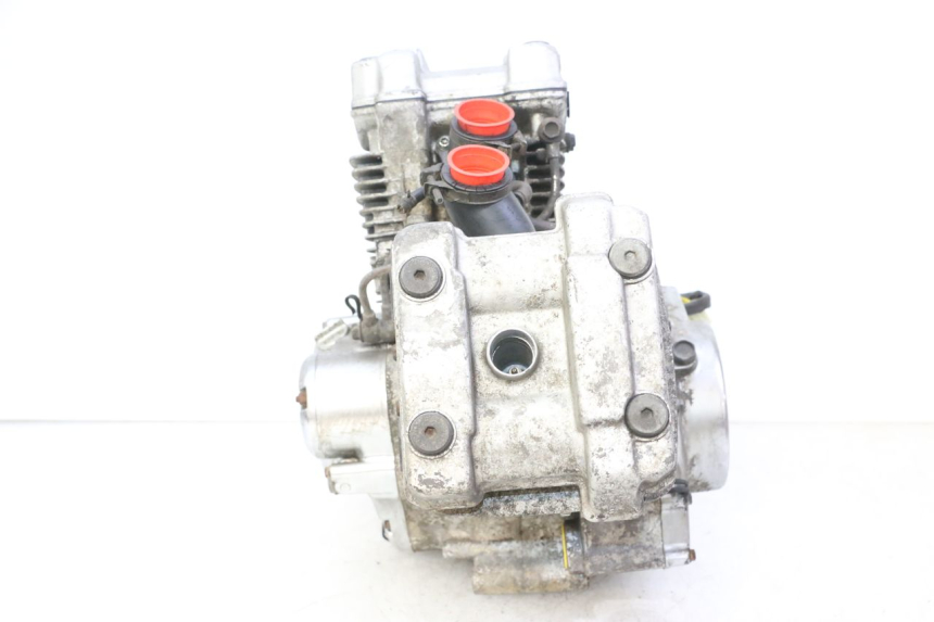 photo de MOTOR HYOSUNG GV AQUILA 125 (2000 - 2009) - Focus op structuur