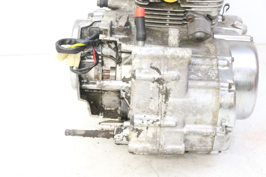 photo de MOTOR HYOSUNG GV AQUILA 125 (2000 - 2009) - Gecontroleerd onderdeel