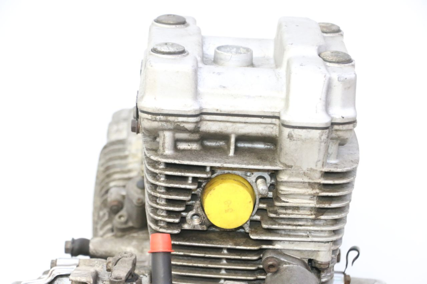photo de MOTOR HYOSUNG GV AQUILA 125 (2000 - 2009) - Markeringen en referenties