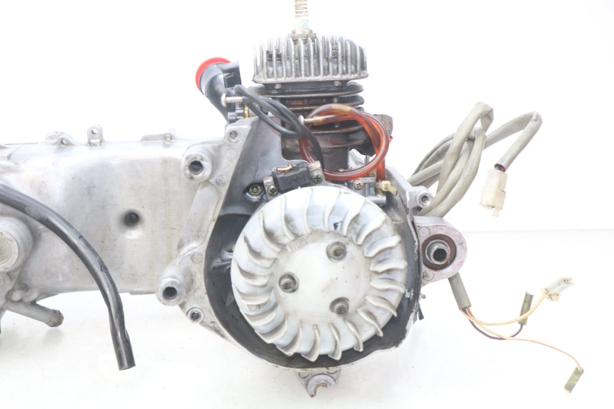 photo de MOTOR MBK BOOSTER SPIRIT 50 (1999 - 2003) - Focus op structuur