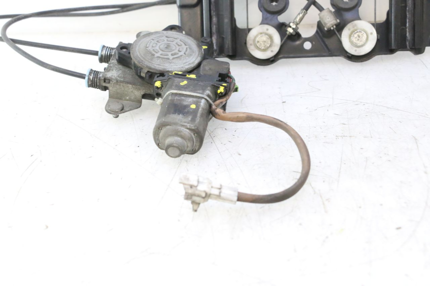 photo de BOL MOTOR SUZUKI BURGMAN EXECUTIVE ABS 650 (2006 - 2012) - Kenmerkende details