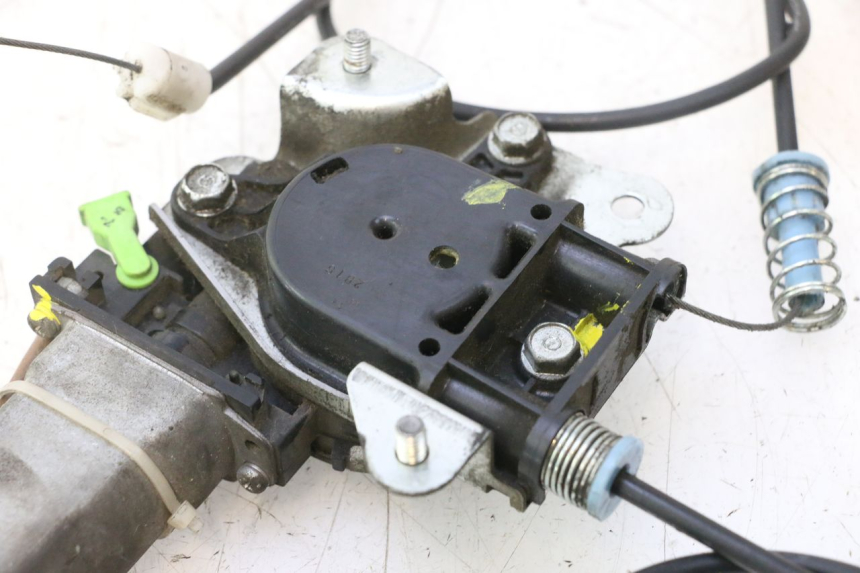 photo de BOL MOTOR SUZUKI BURGMAN EXECUTIVE ABS 650 (2006 - 2012) - Technische close-up