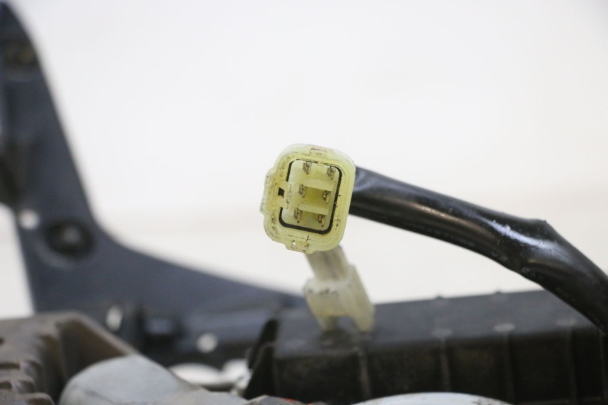 photo de BOL MOTOR YAMAHA FJR ABS 1300 (2006 - 2012) - Andere kijkhoek