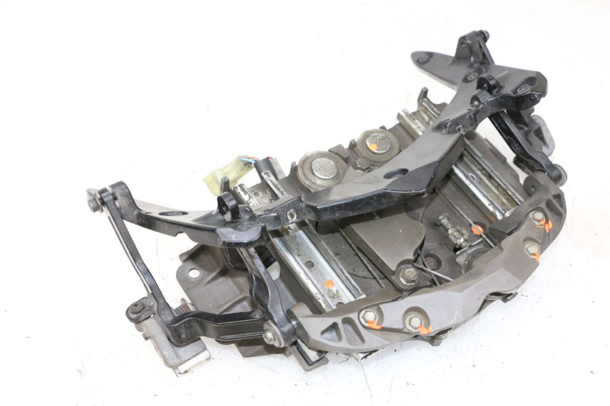 photo de BOL MOTOR YAMAHA FJR ABS 1300 (2006 - 2012) - Kenmerkende details