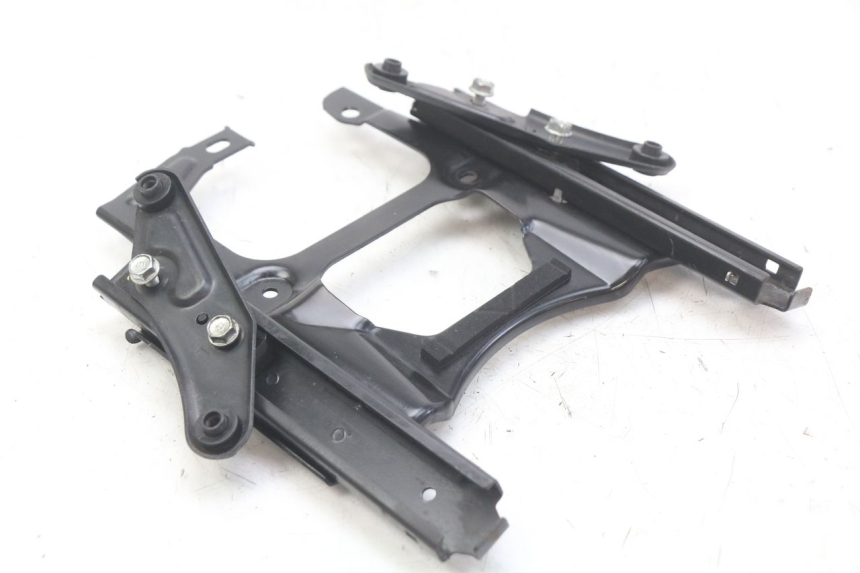 photo de BOL MOTOR HONDA FORZA 125 (2015 - 2016) - Zoom op gebruiksstaat