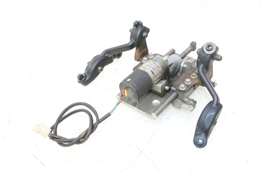 photo de BOL MOTOR GILERA GP 800 (2007 - 2013) - Hoofdaanzicht