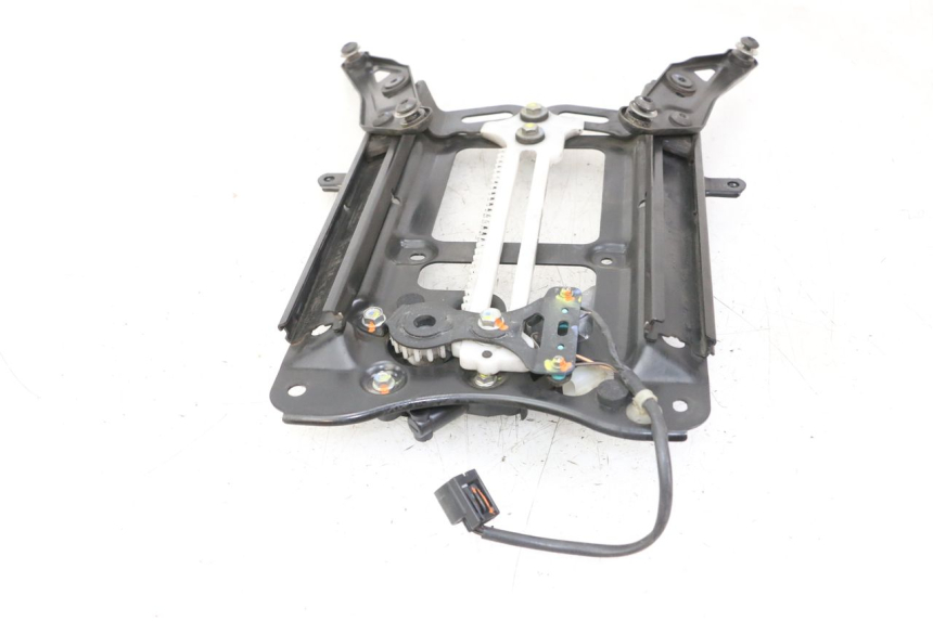 photo de BOL MOTOR HONDA FORZA 125 (2021 - 2025) - Markeringen en referenties