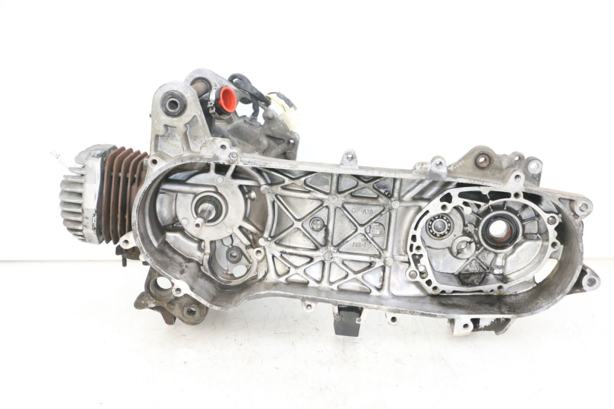 photo de MOTOR PEUGEOT CITYSTAR 50 (2013 - 2017) - Profielaanzicht