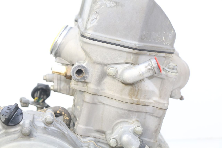 photo de MOTOR HONDA CRF CR-F 450 (2009 - 2012) - Zoom op componenten