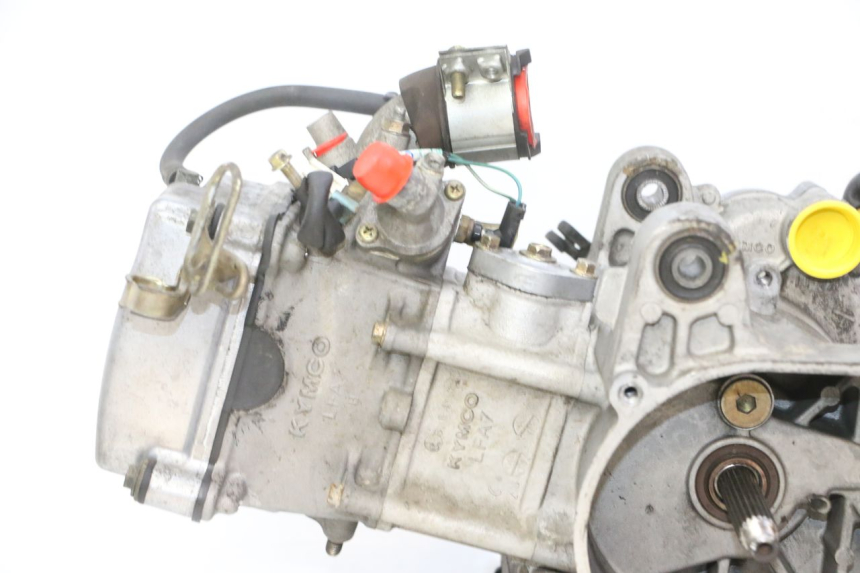 photo de MOTOR KYMCO DINK STREET 125 (2009 - 2014) - Zoom op kwaliteit