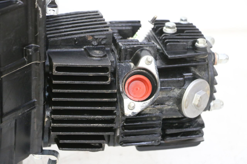 photo de MOTOR LONCIN DIRT BIKE 125 - Bevestigingspunten