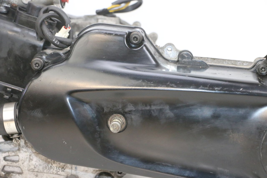 photo de MOTOR PEUGEOT DJANGO 4T 50 (2014 - 2019) - Alternatieve hoek