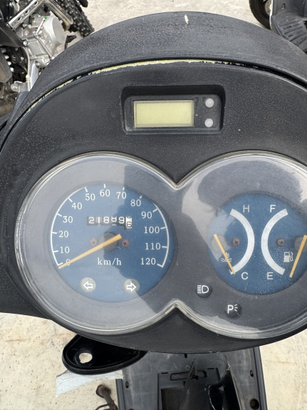 photo de MOTOR CF MOTO E-CHARM 125 (2005 - 2008) - Andere kijkhoek