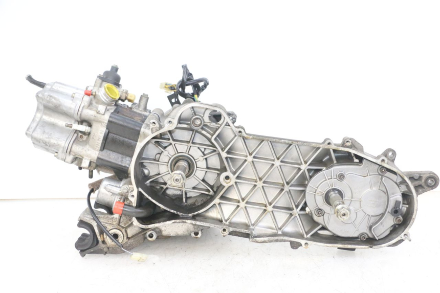 photo de MOTOR PEUGEOT ELYSTAR 125 (2002 - 2007) - Hoofdaanzicht