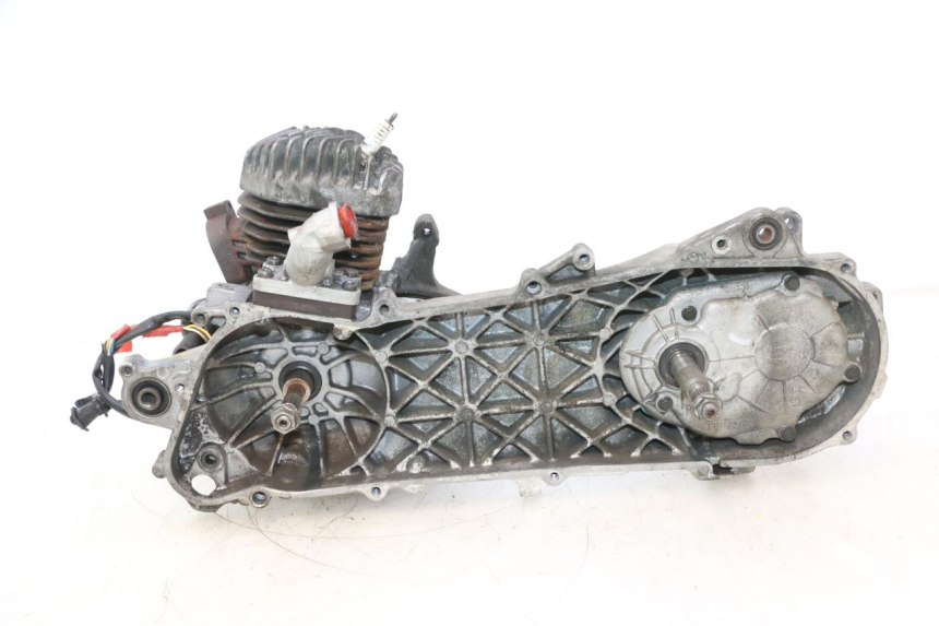 photo de MOTOR PEUGEOT ELYSTAR 50 (2002 - 2014) - Hoofdaanzicht