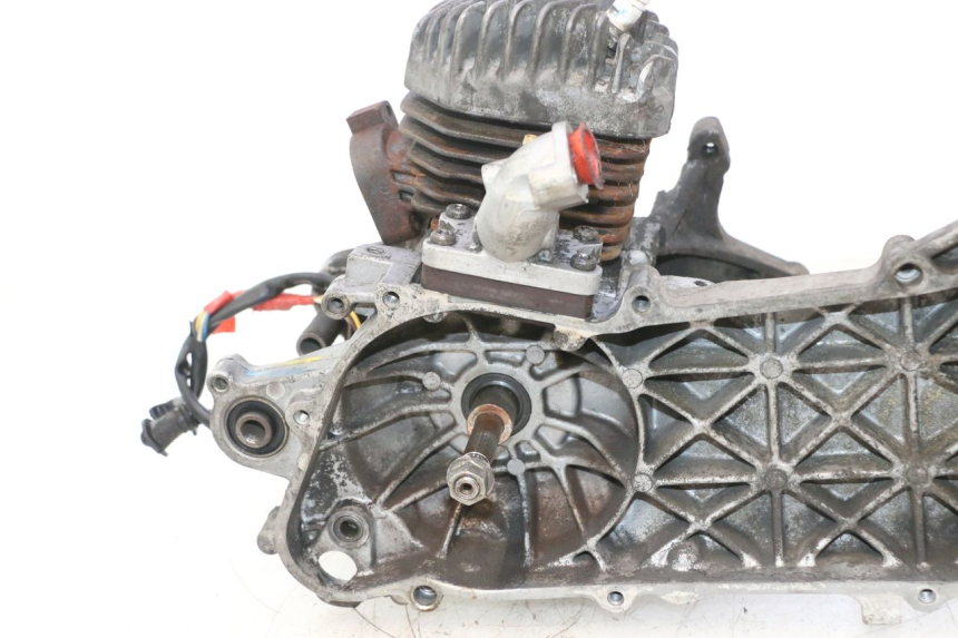 photo de MOTOR PEUGEOT ELYSTAR 50 (2002 - 2014) - Andere kijkhoek