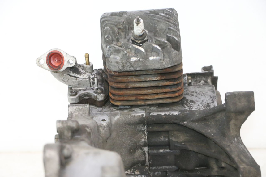 photo de MOTOR PEUGEOT ELYSTAR 50 (2002 - 2014) - Staat van het oppervlak