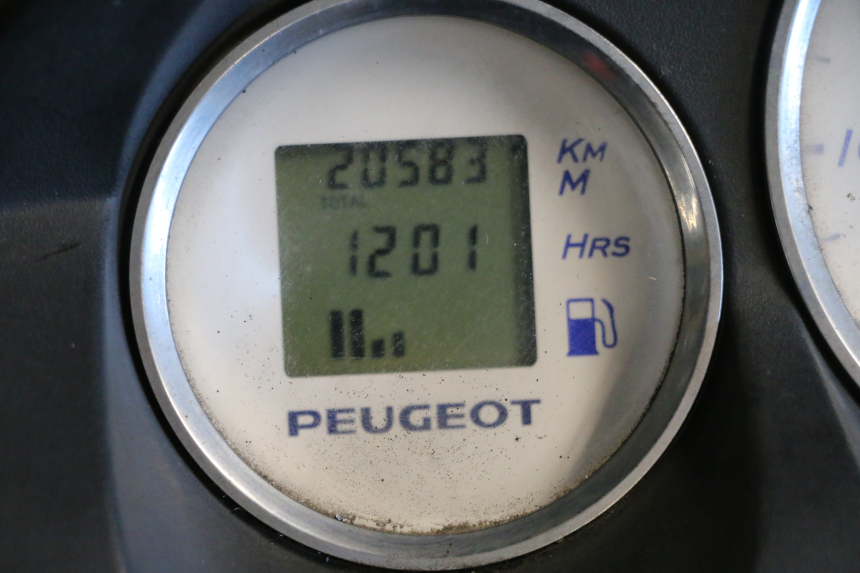 photo de MOTOR PEUGEOT ELYSTAR 50 (2002 - 2014) - Zoom op gebruiksstaat