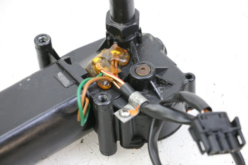 photo de RUITERWISMOTER BMW C1 125 (2000 - 2003) - Technische close-up