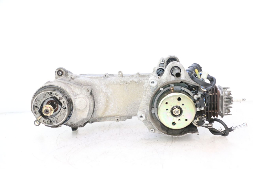 photo de MOTOR KEEWAY F-ACT NAKED 50 (2009 - 2014) - Kenmerkende details