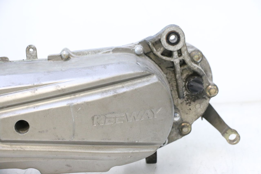 photo de MOTOR KEEWAY F-ACT NAKED 50 (2009 - 2014) - Focus op structuur