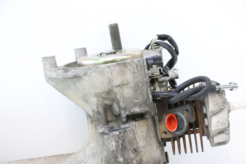 photo de MOTOR KEEWAY F-ACT NAKED 50 (2009 - 2014) - Andere kijkhoek