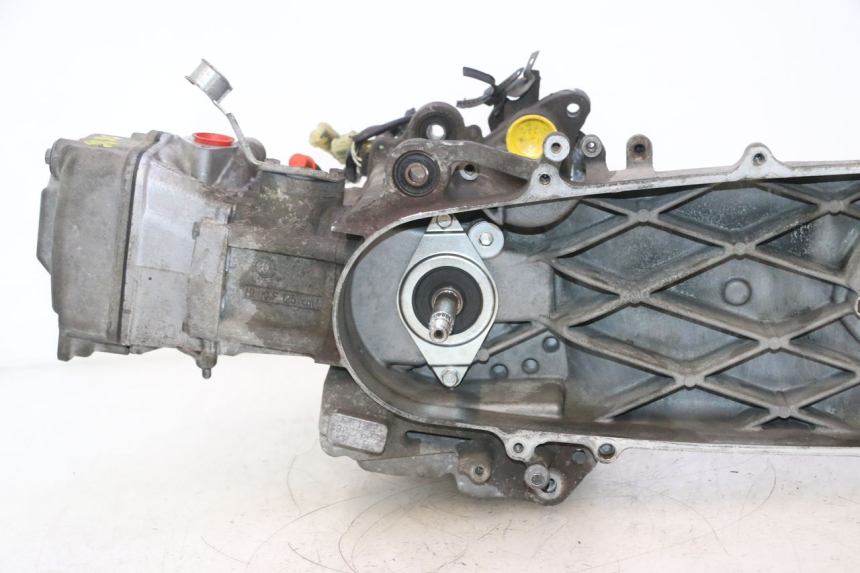 photo de MOTOR HONDA FES PANTHEON 125 (2003 - 2007) - Visuele inspectie