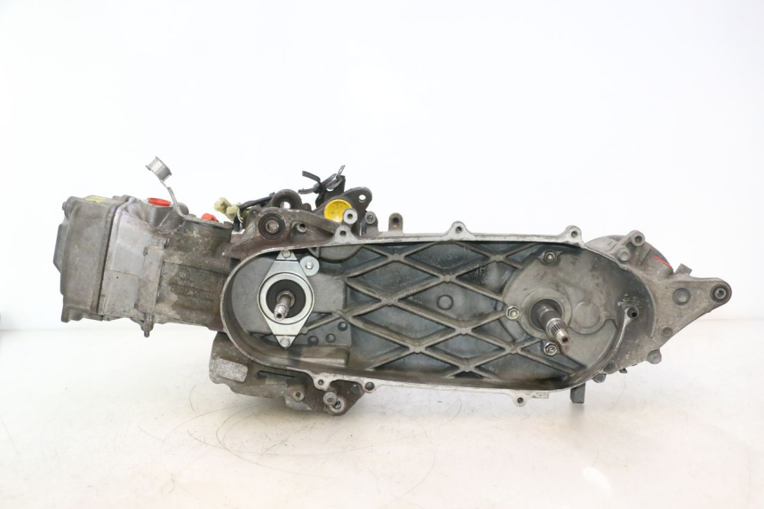 photo de MOTOR HONDA FES PANTHEON 125 (2003 - 2007) - Alternatieve hoek