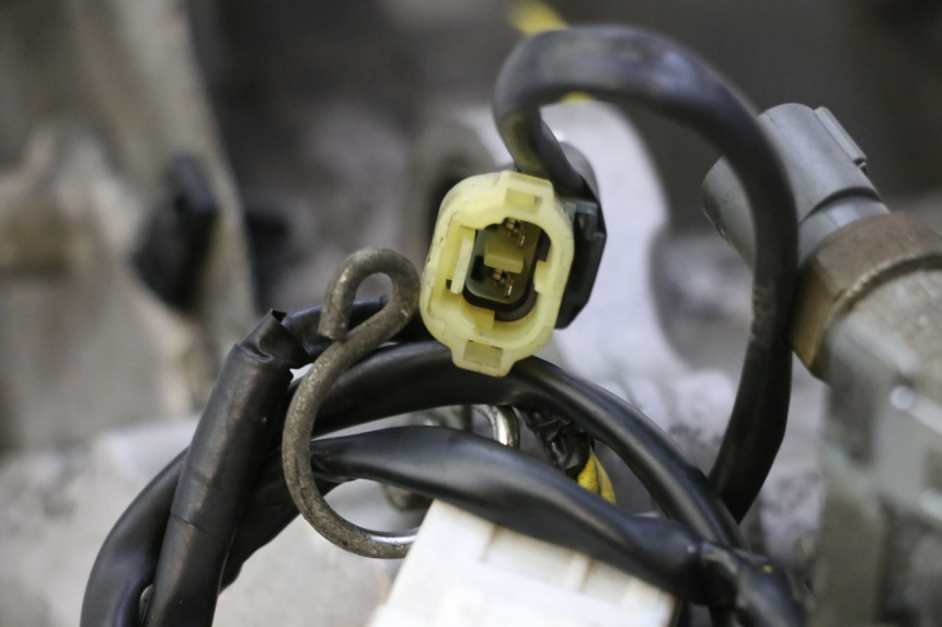 photo de MOTOR HONDA FES S-WING SWING ABS 125 (2007 - 2015) - Alternatieve hoek