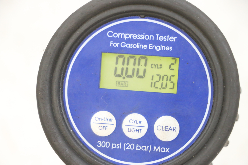 photo de MOTOR YAMAHA FJR ABS 1300 (2006 - 2012) - Bevestigingspunten