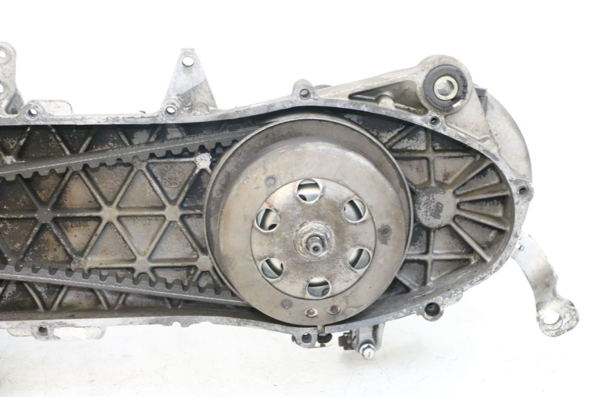 photo de MOTOR PIAGGIO FLY 2T 50 (2004 - 2017) - Zoom op componenten