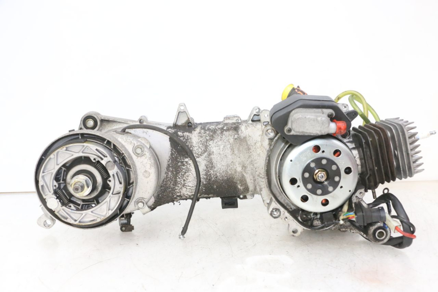 photo de MOTOR PIAGGIO FLY 2T 50 (2004 - 2017) - Zoom op componenten