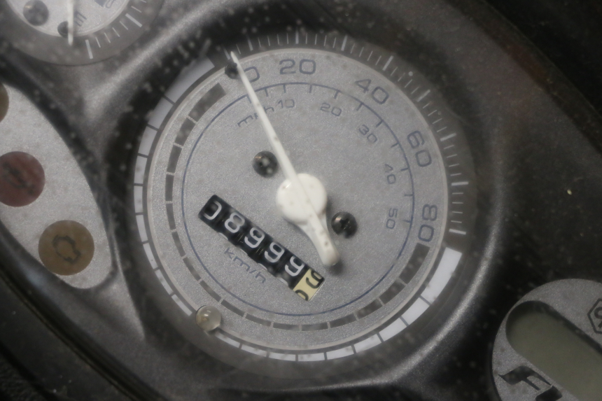 photo de MOTOR PIAGGIO FLY 4T 50 (2013 - 2017) - Bevestigingspunten