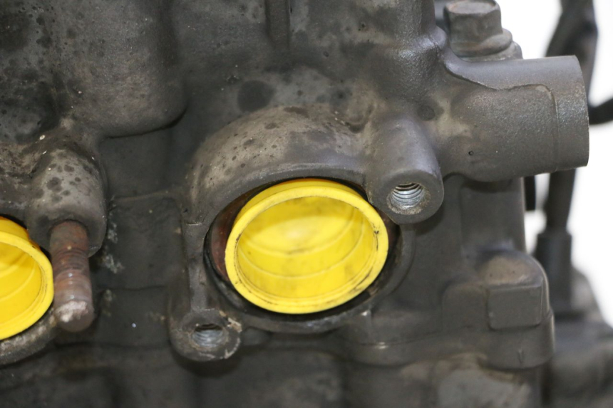 photo de MOTOR YAMAHA FZ6 FAZER S2 600 (2007 - 2011) - Zoom op kwaliteit