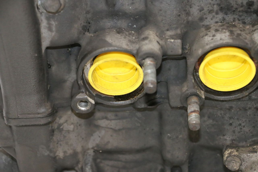 photo de MOTOR YAMAHA FZ6 FAZER S2 600 (2007 - 2011) - Hoofdaanzicht