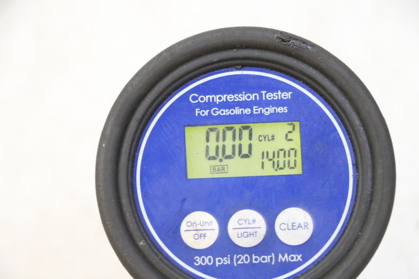 photo de MOTOR YAMAHA FZ6 FAZER S2 600 (2007 - 2011) - Productaanzicht