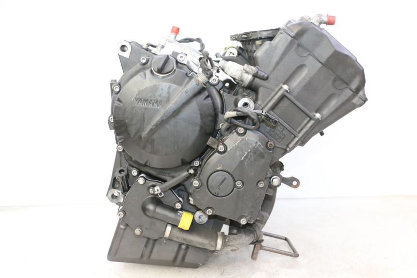 photo de MOTOR YAMAHA FZ6 FAZER S2 600 (2007 - 2011) - Overzicht