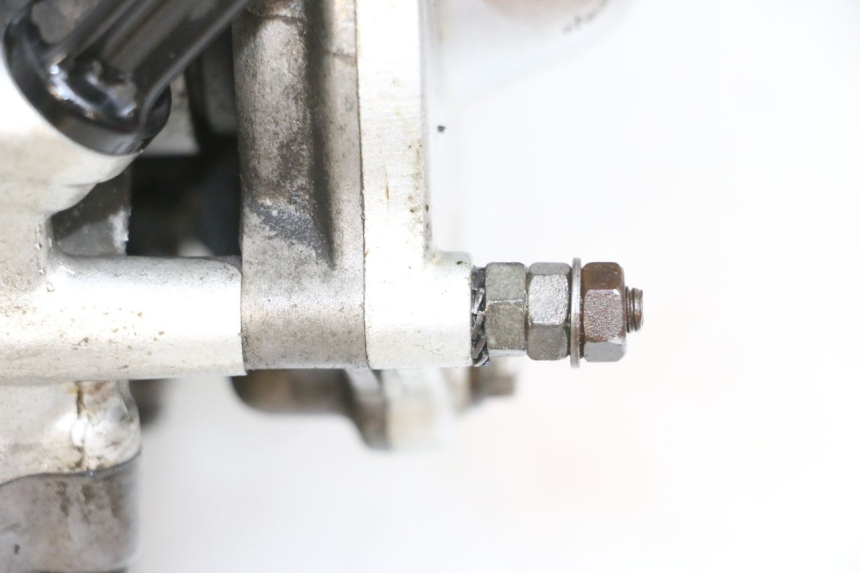 photo de MOTOR YAMAHA FZ6 N FAZER 600 (2004 - 2006) - Detail van het onderdeel