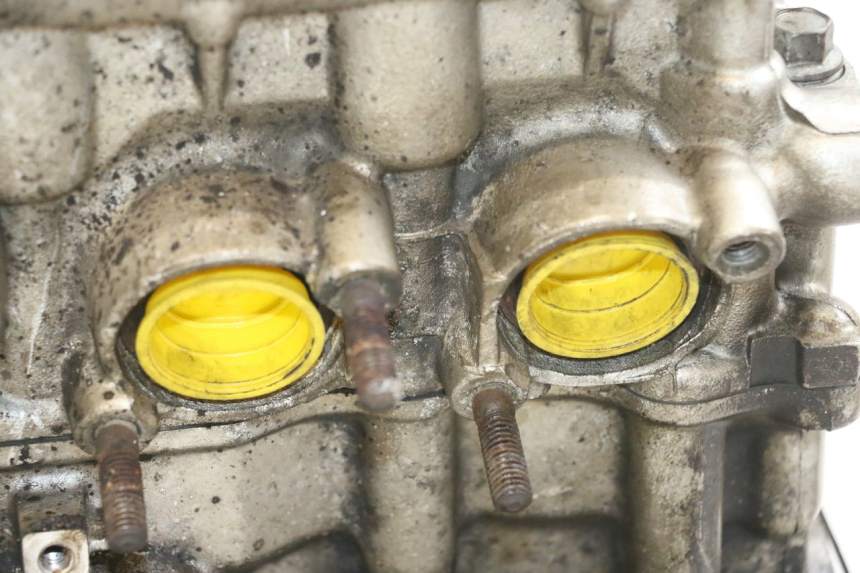 photo de MOTOR YAMAHA FZ6 N FAZER 600 (2004 - 2006) - Focus op structuur