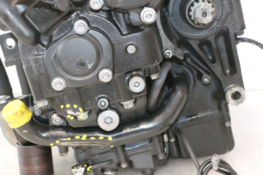 photo de MOTOR YAMAHA FZ8 800 (2010 - 2016) - Andere kijkhoek