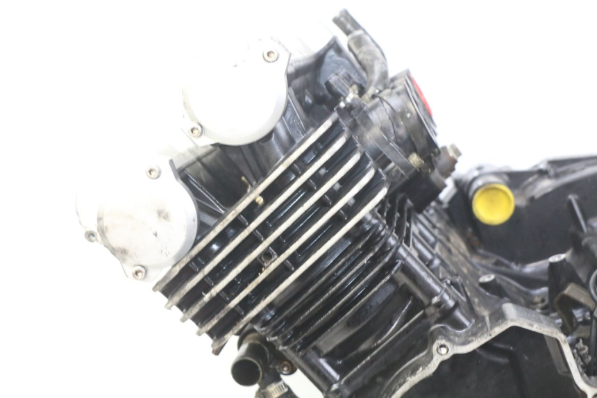 photo de MOTOR YAMAHA FZS FAZER 600 (1998 - 2001) - Zoom op componenten