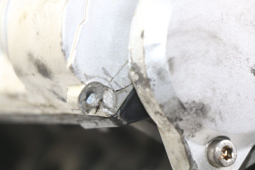 photo de MOTOR YAMAHA FZS FAZER 600 (1998 - 2001) - Gecontroleerd onderdeel