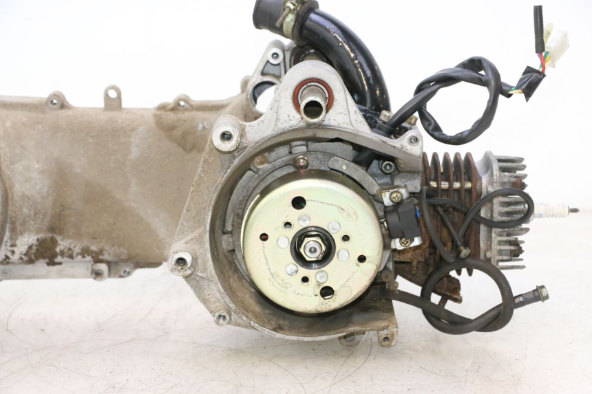 photo de MOTOR VASTRO GP 2T 50 (2013 - 2017) - Kenmerkende details