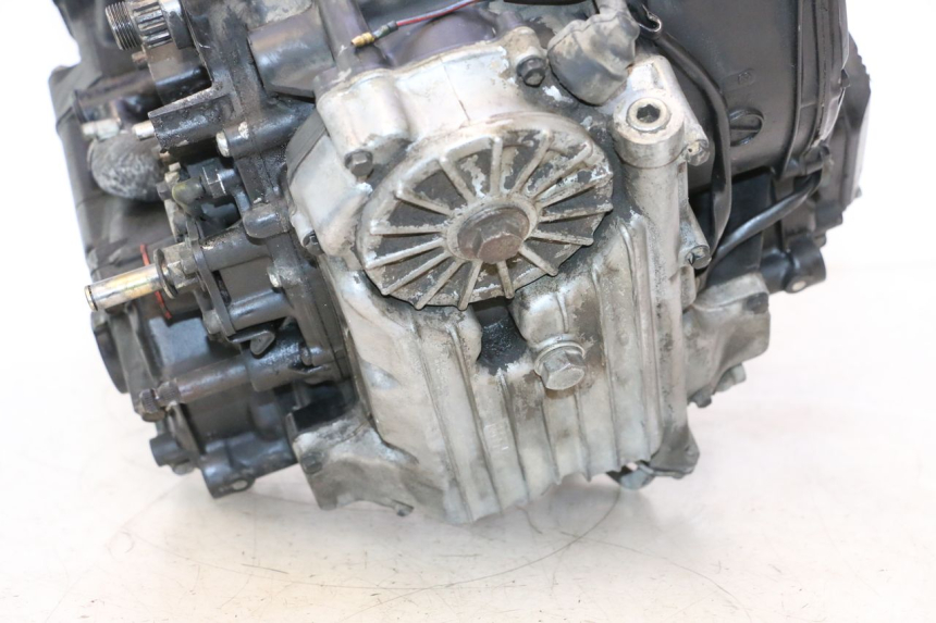 photo de MOTOR KAWASAKI GPX F ZX750F 750 (1986 - 1990) - Andere kijkhoek