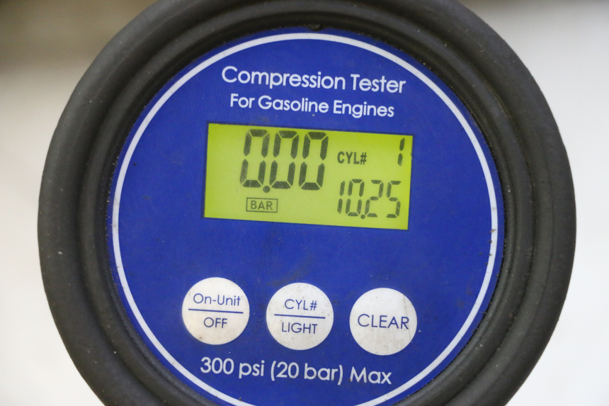 photo de MOTOR KYMCO GRAND DINK 125 (2002 - 2007) - Profielaanzicht