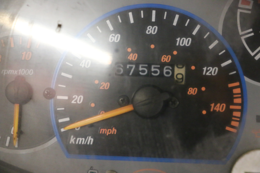 photo de MOTOR KYMCO GRAND DINK 125 (2002 - 2007) - Hoofdaanzicht