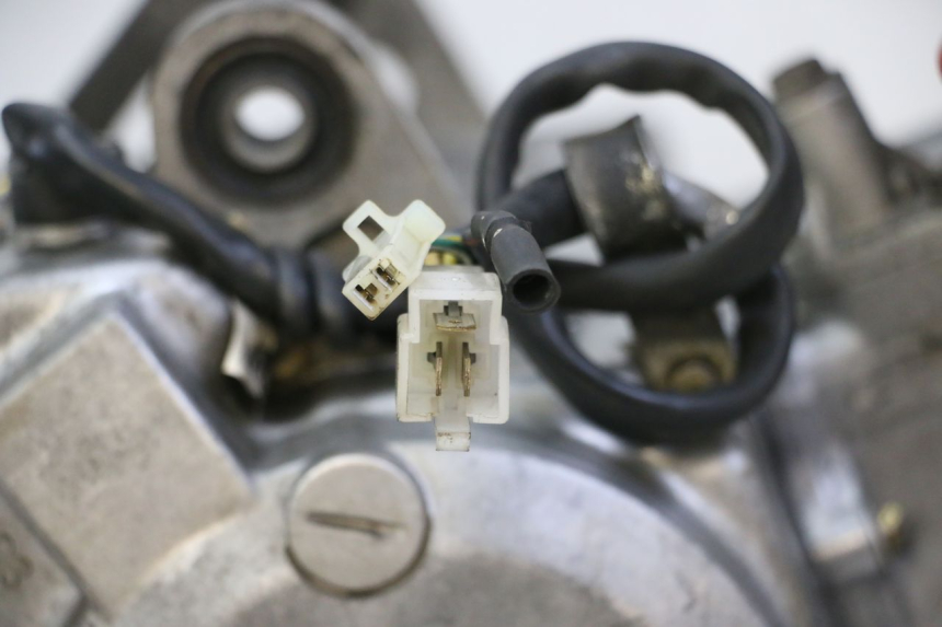 photo de MOTOR KYMCO GRAND DINK 125 (2002 - 2007) - Markeringen en referenties